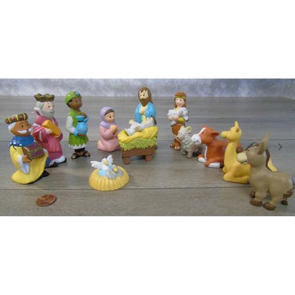 House of Lloyd CHILDS FIRST 1st NATIVITY SET 13 PC Christmas Holy Family PVC Toy - Picture 5 of 8